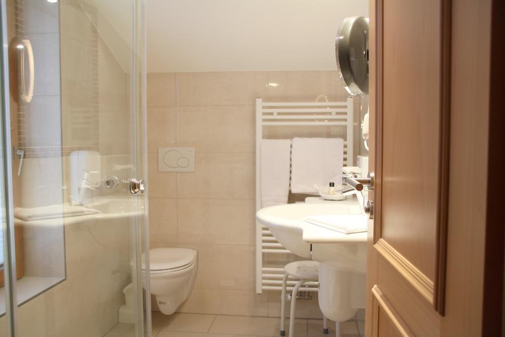 Hotel Schoene Aussicht Hornberg Bilik gambar